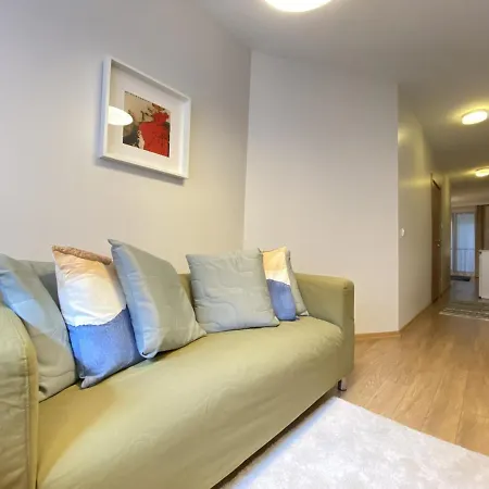 Modern Flat 10 Min To Taksim And Citys Nisantasi Apartmán *