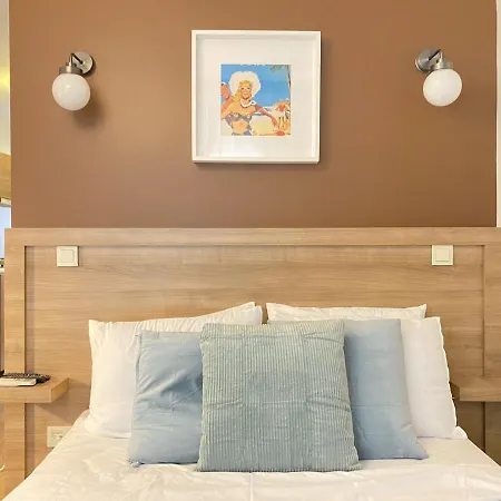 Modern Flat 10 Min To Taksim And Citys Nisantasi 伊斯坦布尔