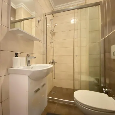 Modern Flat 10 Min To Taksim And Citys Nisantasi דירה איסטמבול